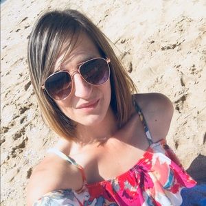 Meet your Posher, Rachel